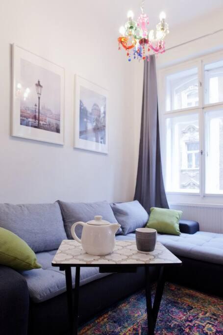 Prague Center Apartment With Fireplace Bagian luar foto
