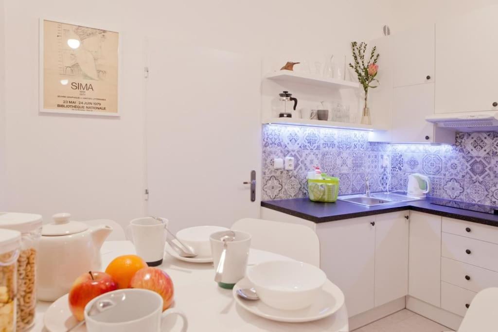Prague Center Apartment With Fireplace Bagian luar foto